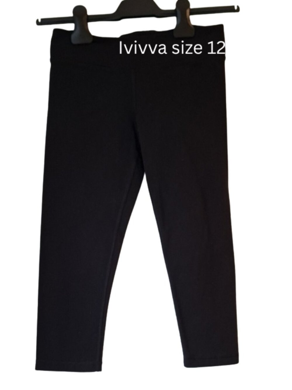 Ivivva Girl by Lululemon 🍋Rhythmic Crop Luon Black size 12